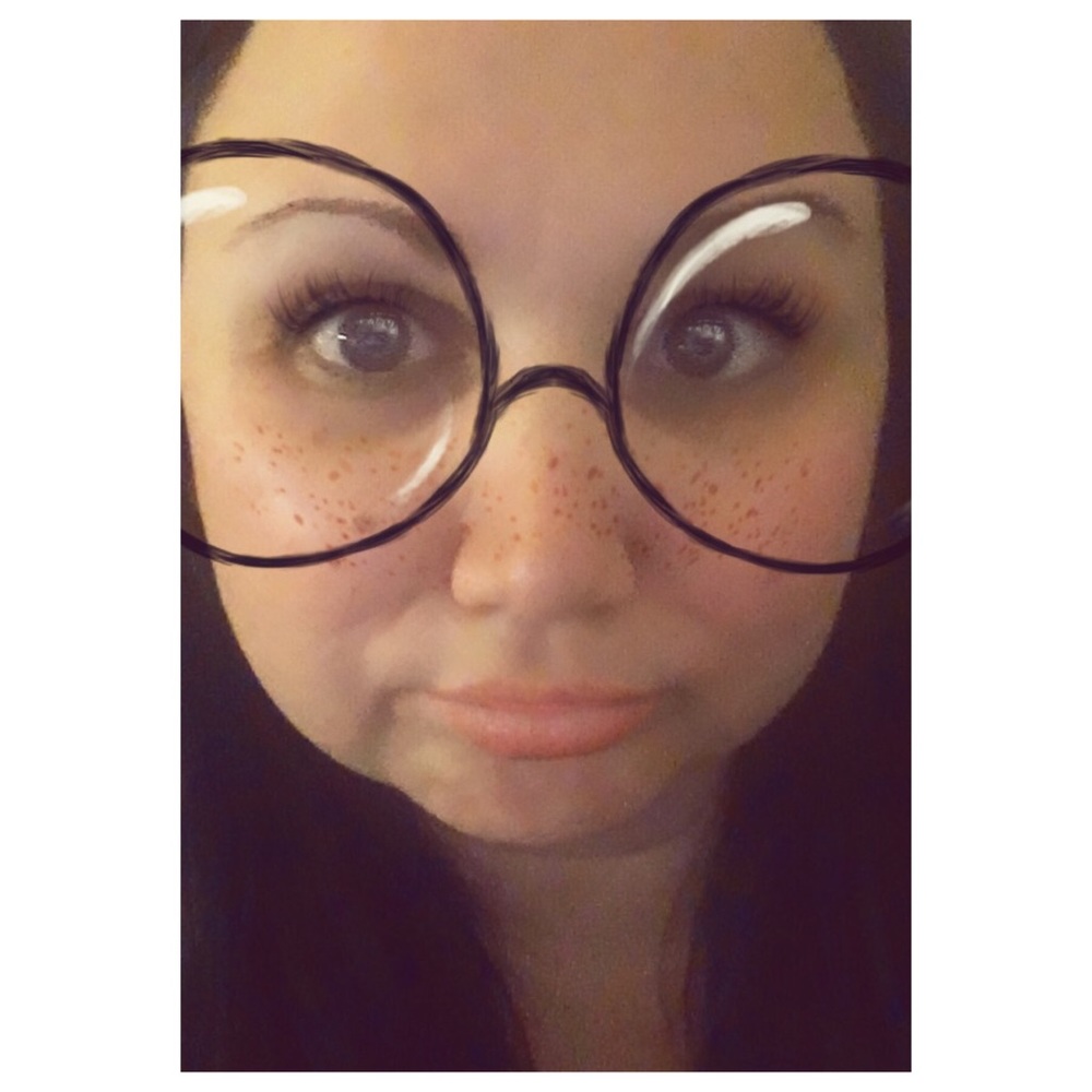 Hi! I'm Heather! - Picture 3 of 5